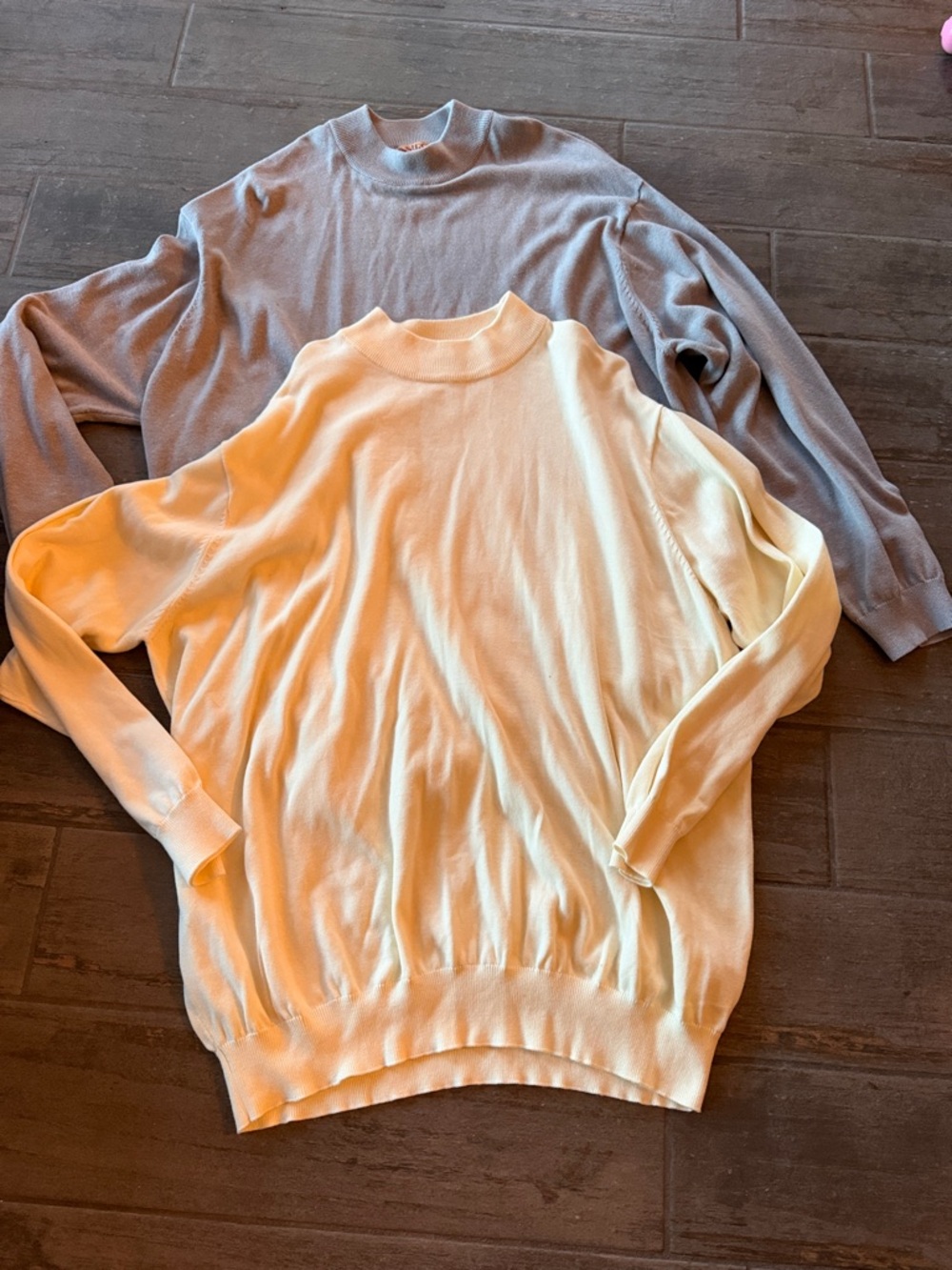 Vintage Inserch  Men's Crewneck Sweater in Cream and Light Gray